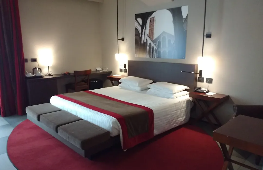 Ih Hotels Milano Ambasciatori-1