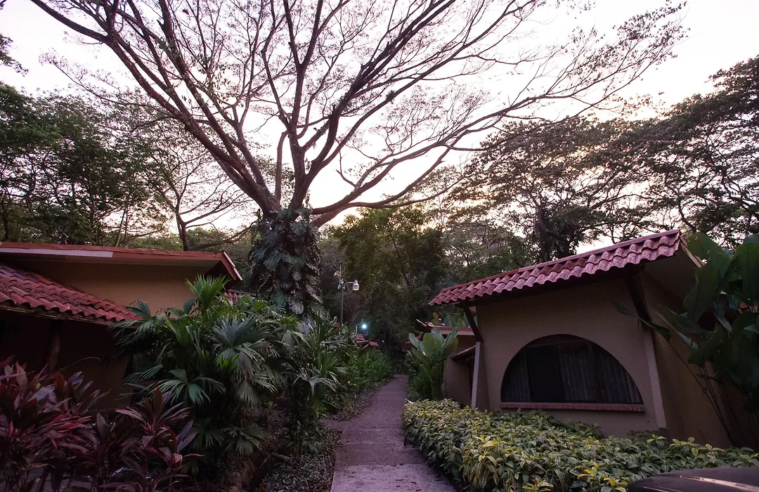 Hotel Punta Leona-1