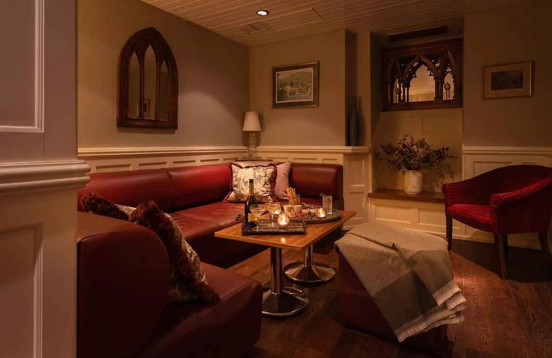 Castle Hotel-1