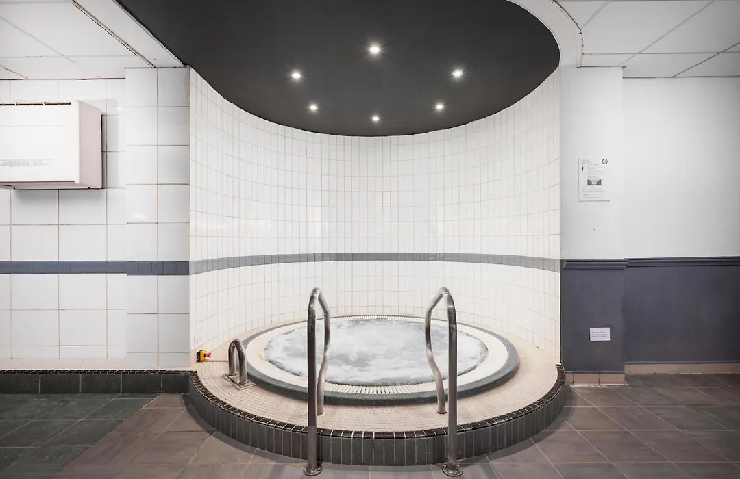Holiday Inn Glasgow - East Kilbride By Ihg-1