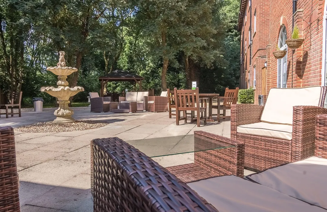 Holiday Inn Corby Kettering Hotel & Spa-1