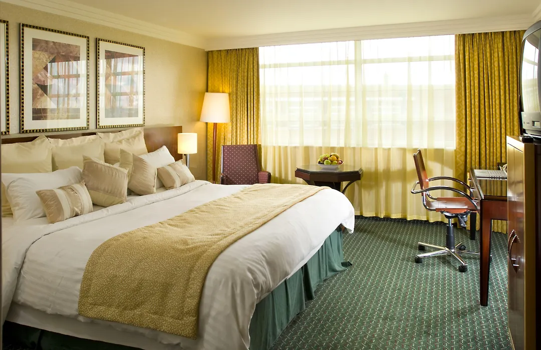 Crowne Plaza Liverpool - John Lennon Airport By Ihg-1