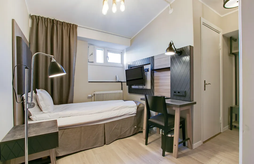 First Hotel Brommaplan-1