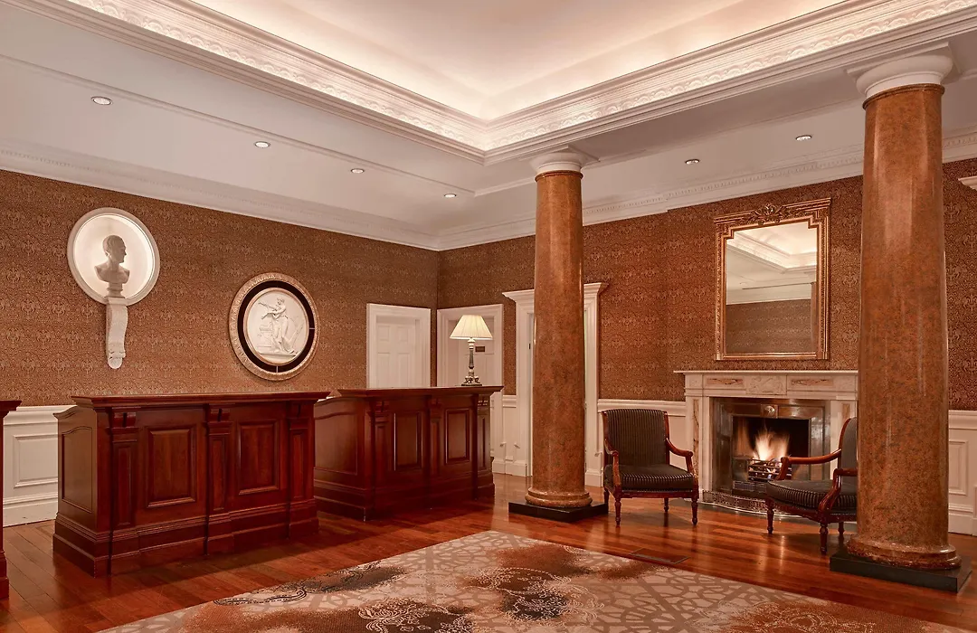 The College Green Dublin Hotel, Autograph Collection-1