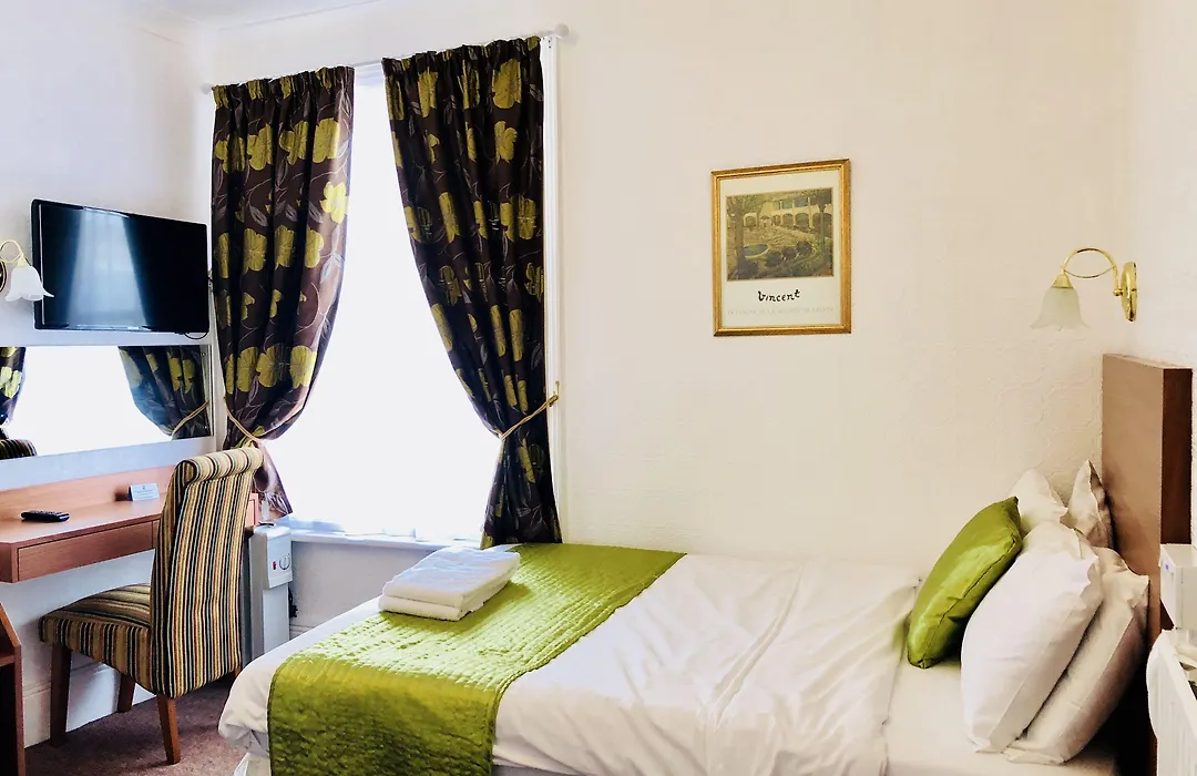 Ilfracombe House Hotel - Near Cliffs Pavilion-1
