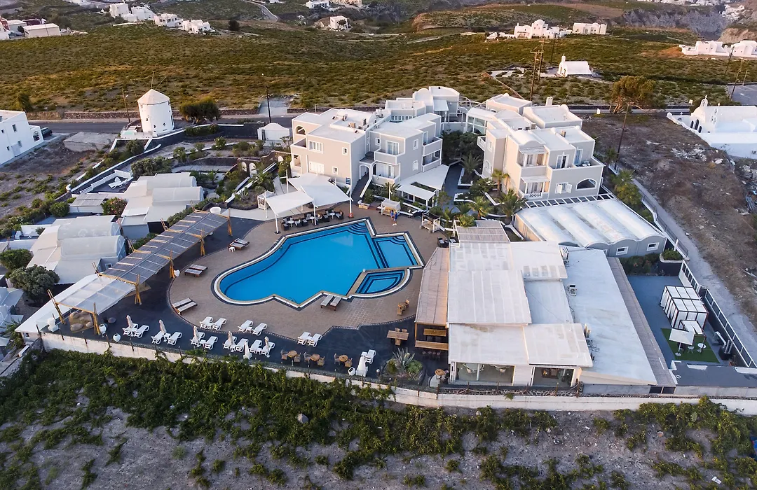 Orizontes Hotel Santorini-1