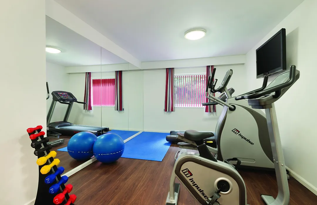 Ramada Wakefield-1