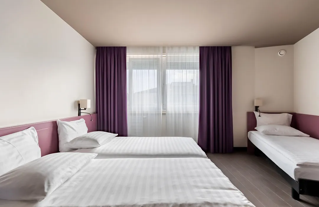 Hotel Les Nations-1