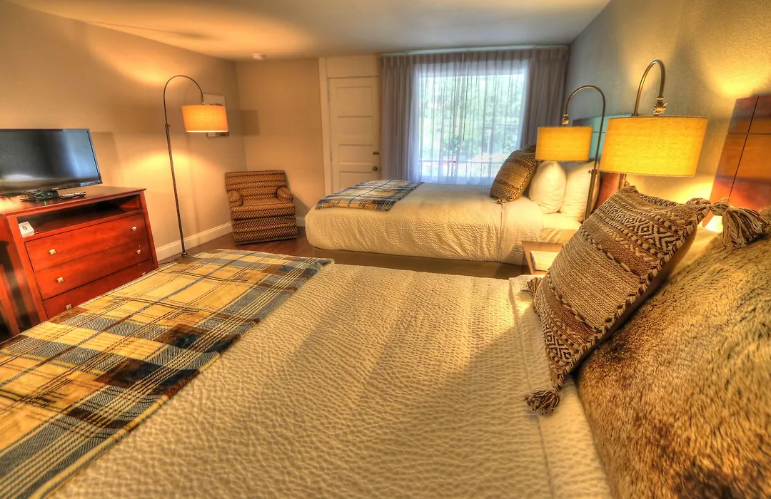 River Edge Inn-1