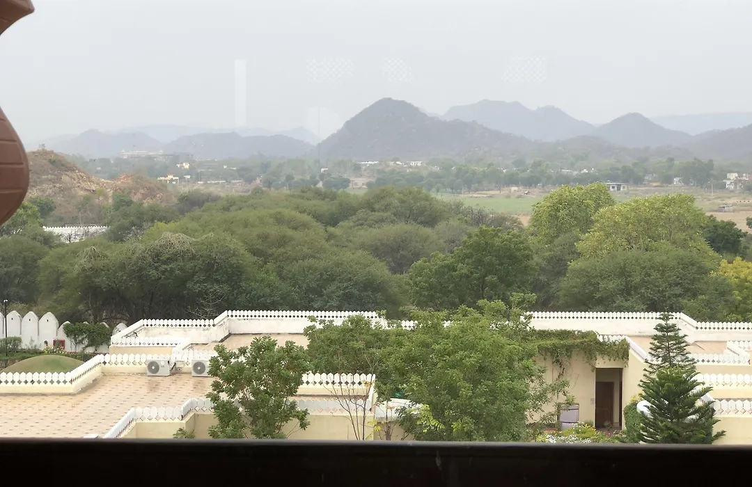 Le Meridien Jaipur Resort & Spa-1