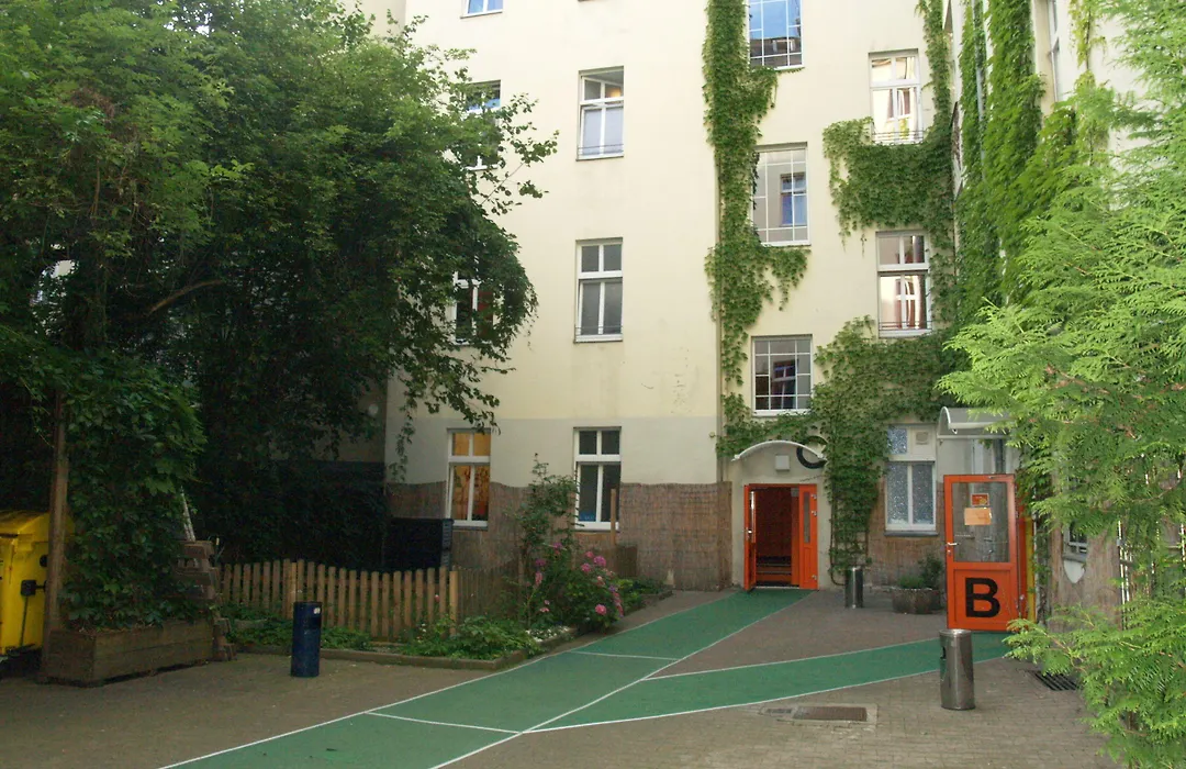 Happy Go Lucky Hotel + Hostel-1