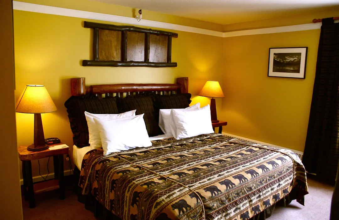 Astoria Hotel-1