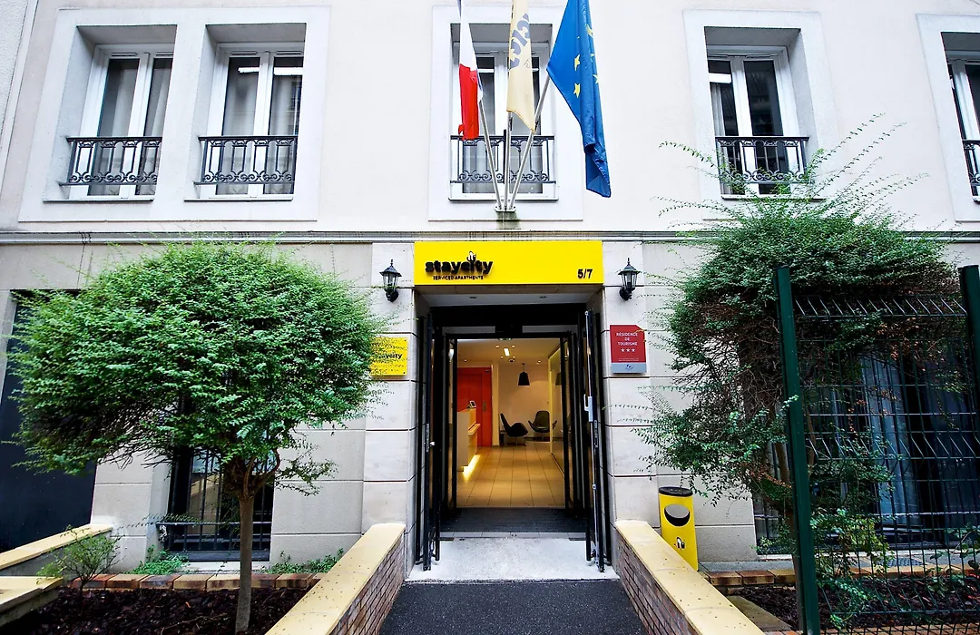 Staycity Aparthotels Paris Gare De L'Est-1