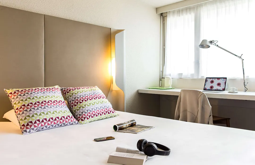 Campanile Hotel Beauvais-1