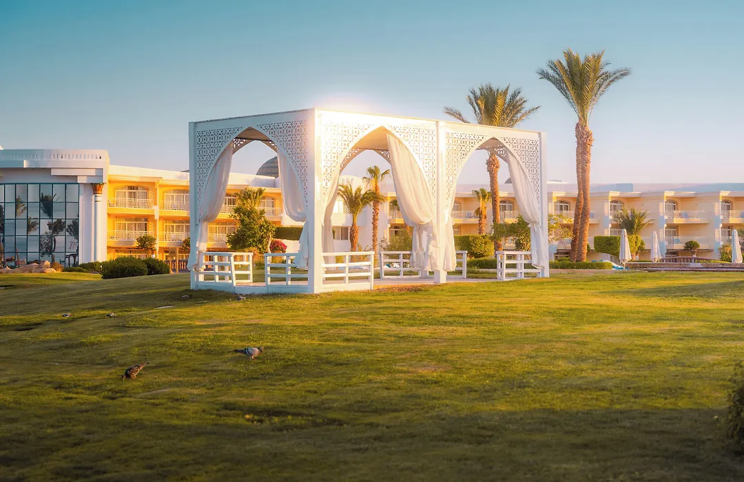 Palm Royale Resort - Soma Bay-1