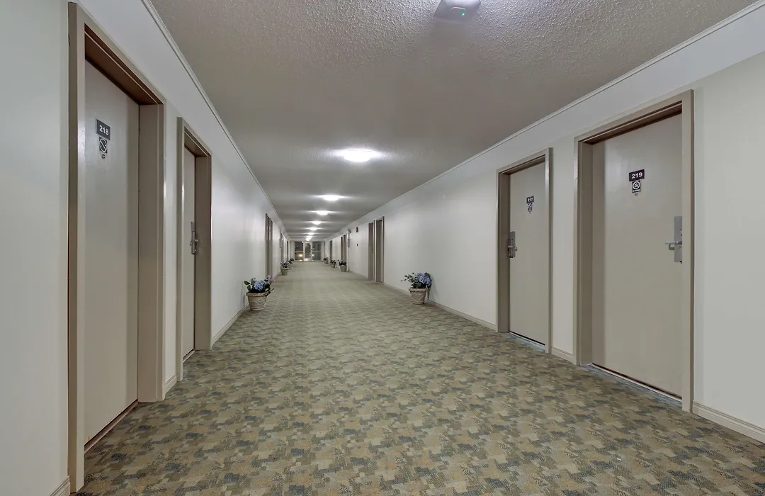Knights Inn Kamloops-1