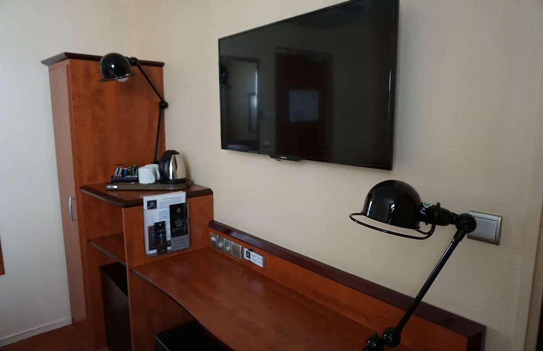Best Western Royal Hotel Caen-1