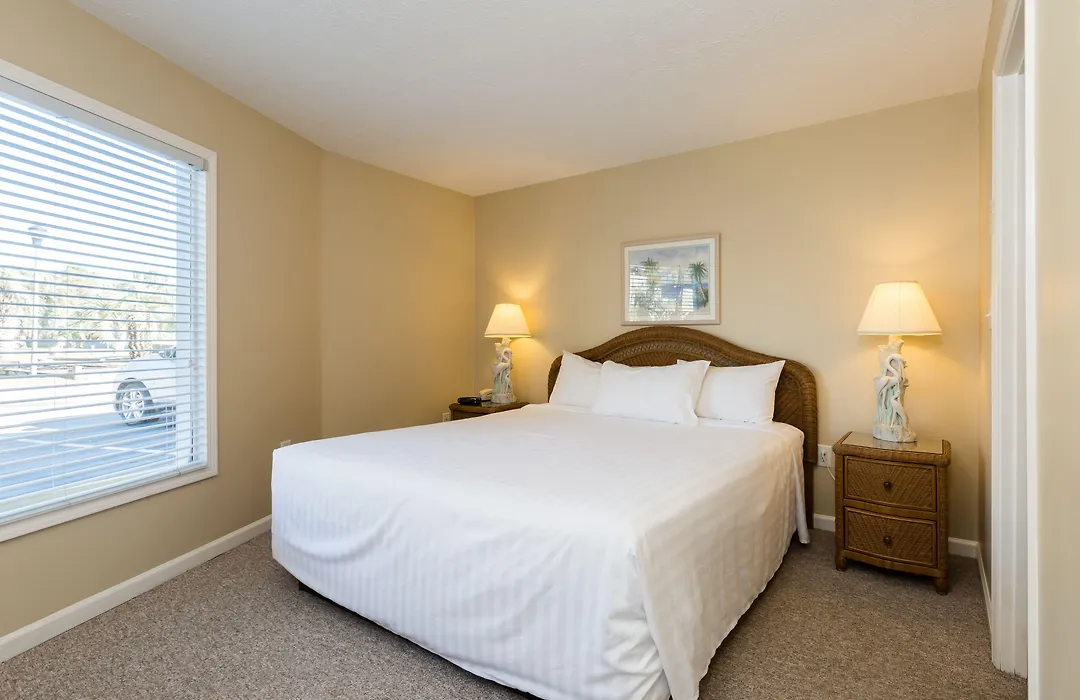 Country Club Villas-1