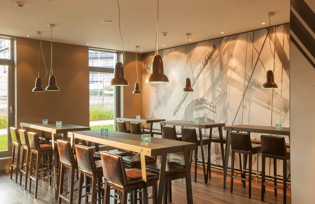 Motel One Stuttgart-Feuerbach-1
