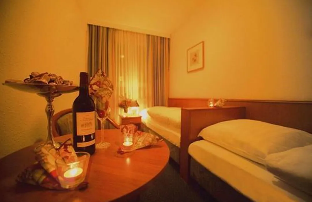 Hotel Mercedes/Centrum-1