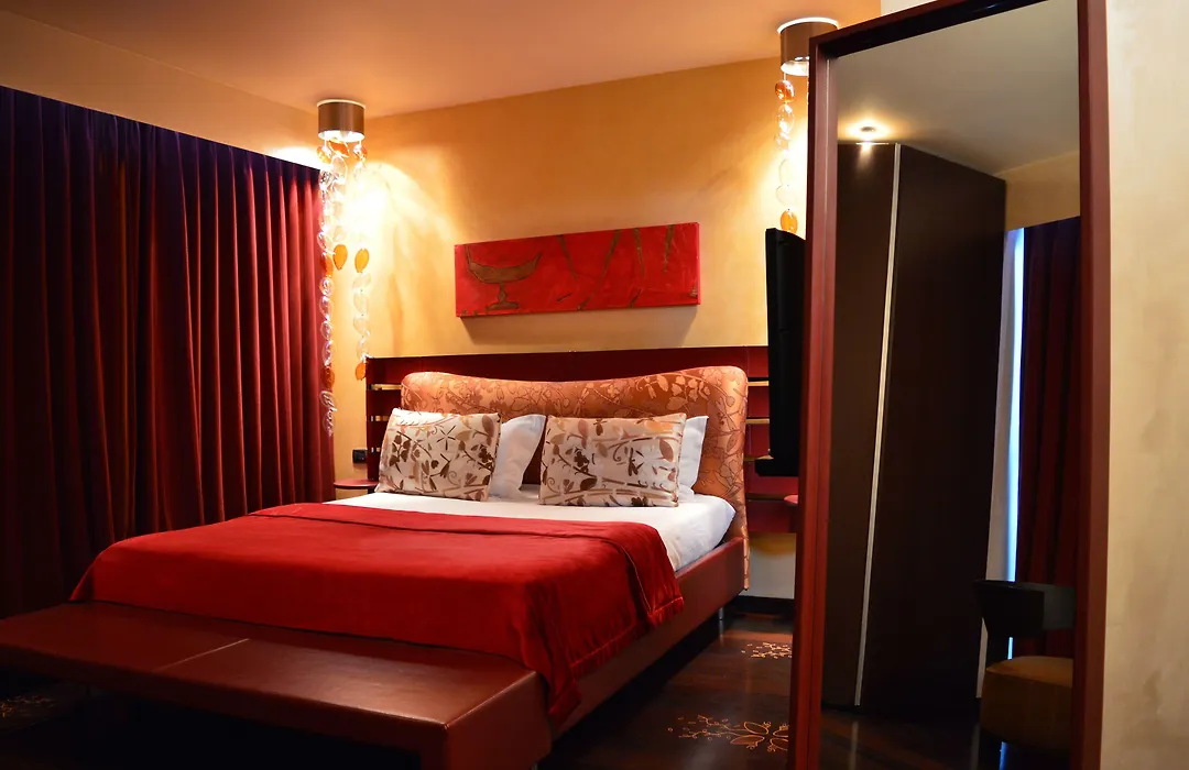 Les Fleurs Boutique Hotel-1
