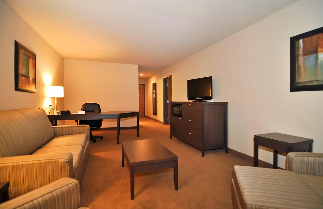 Best Western Plus Saint John Hotel & Suites-1