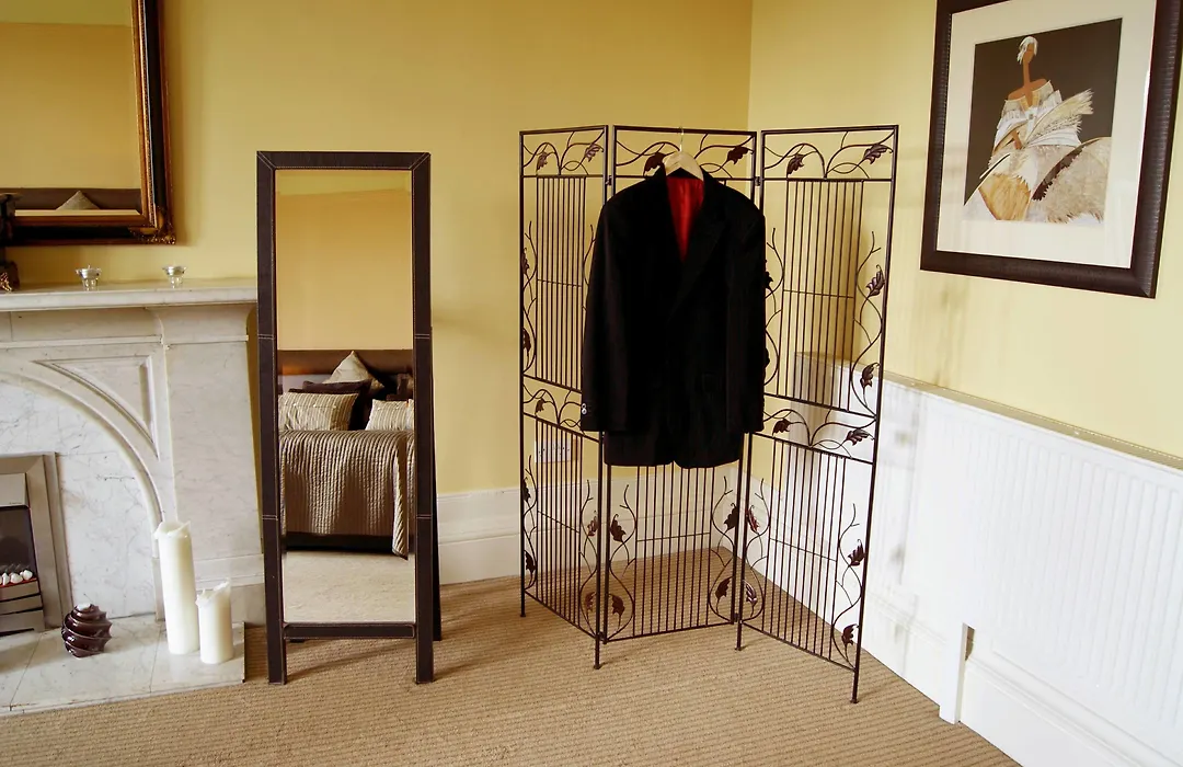 Number 10 Hotel-1