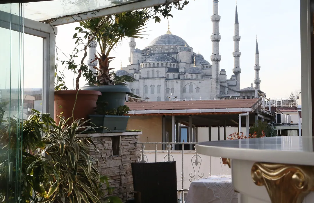 Romantic Hotel Istanbul-1