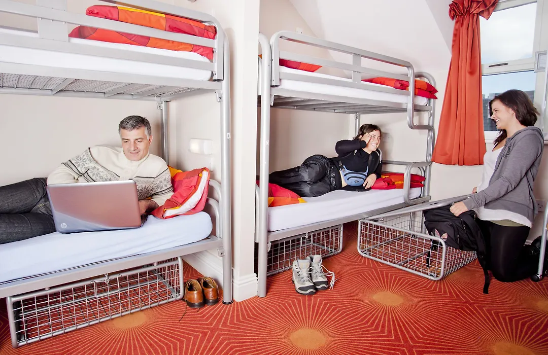 Snoozles Quay Street Tourist Hostel-1