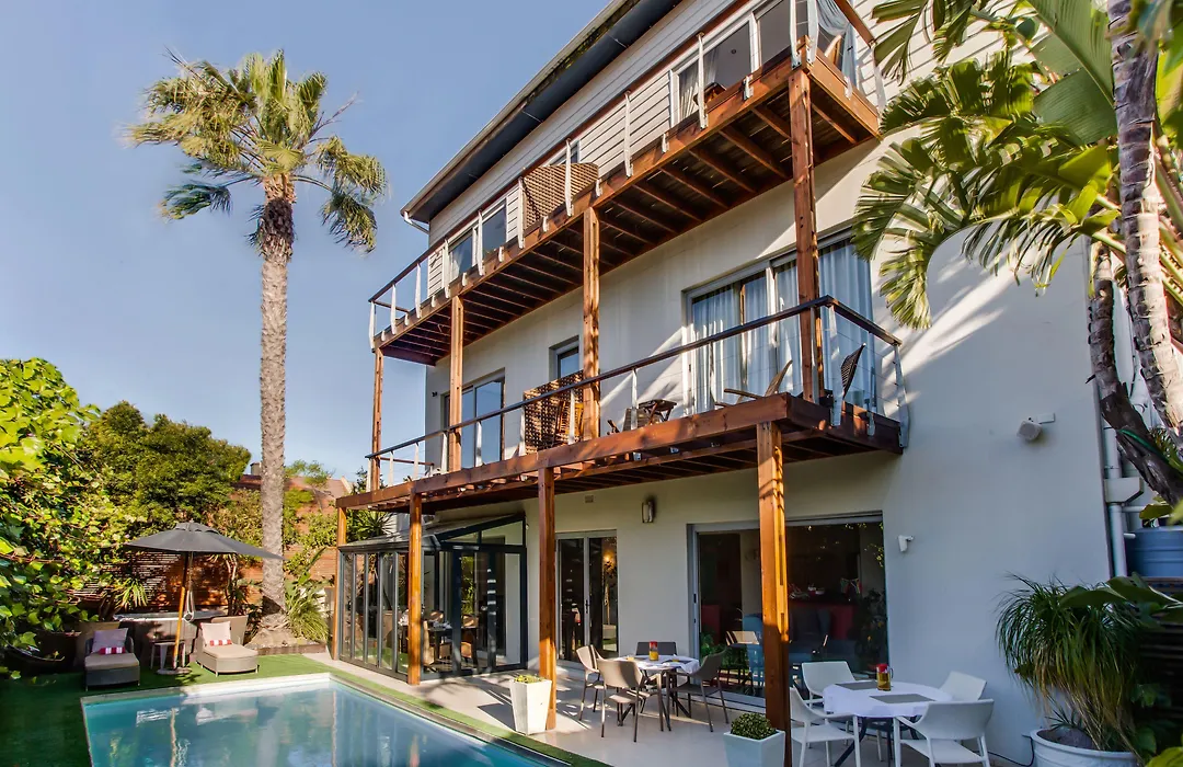 The One 8 Hotel In Green Point - Solar Power-1