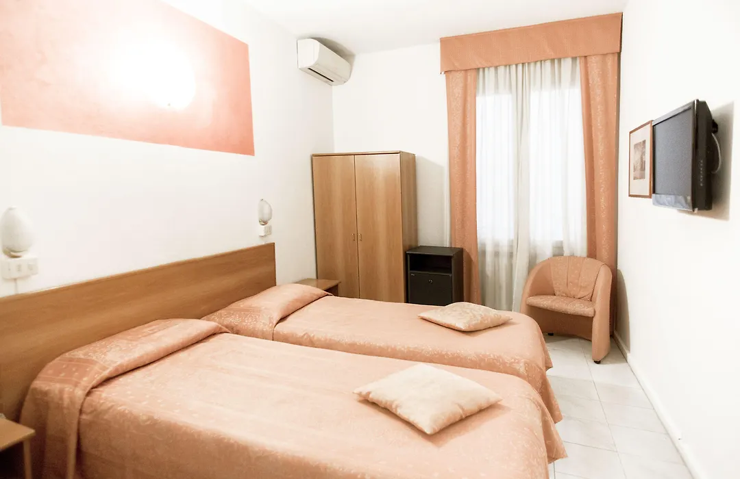 Hotel Europa-1