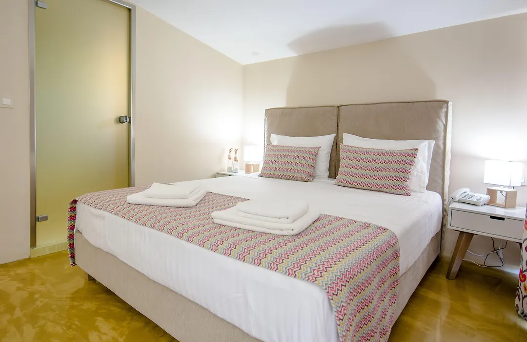 Koukounaria Hotel & Suites-1