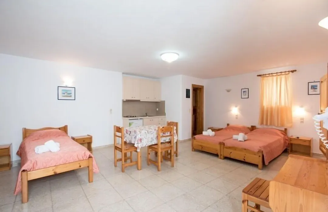 Florance Apartments-1