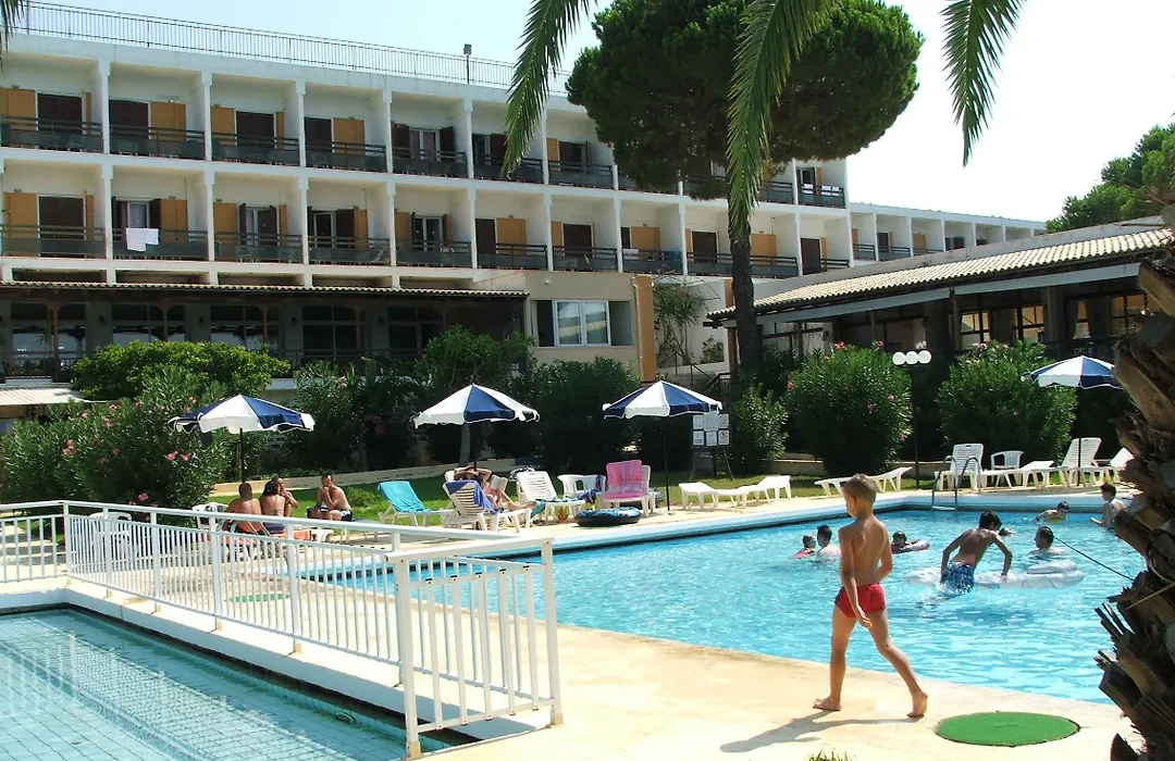 Irinna Hotel-1