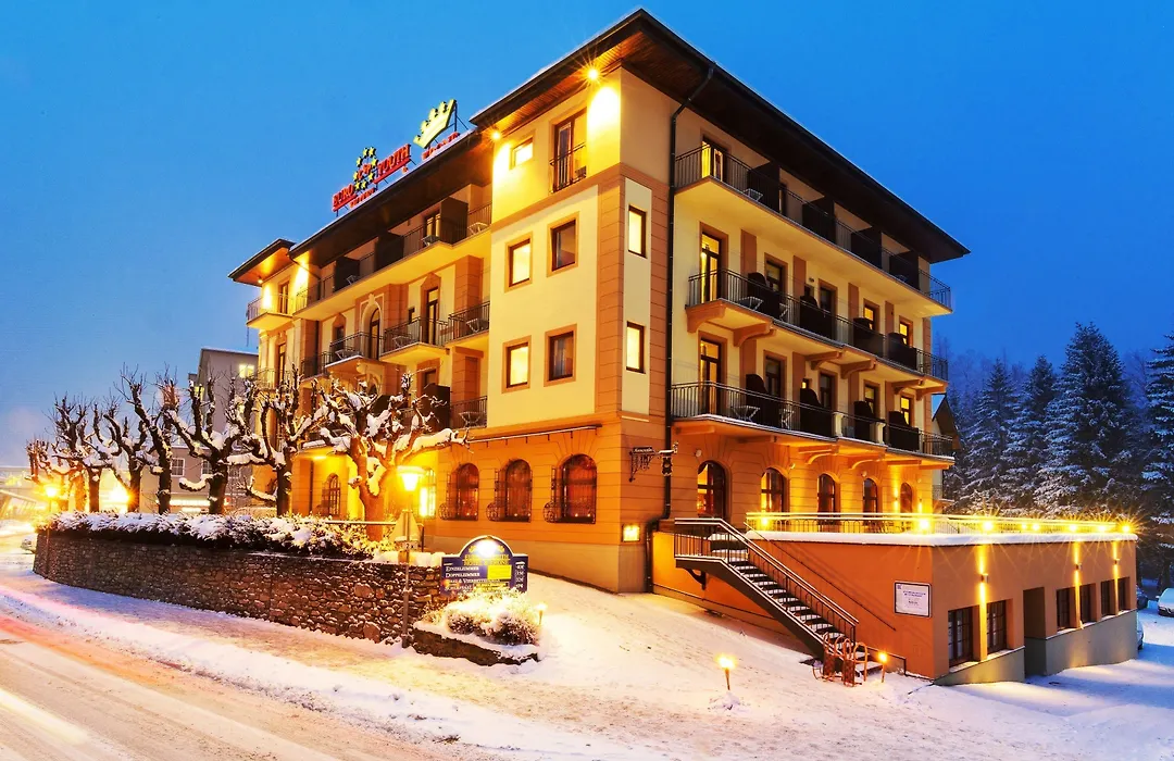 Euro Youth Hotel & Krone-1