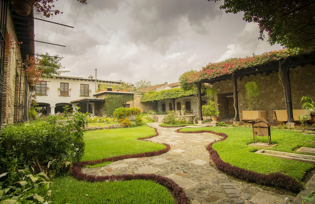 Hotel Posada de Don Rodrigo Antigua-1