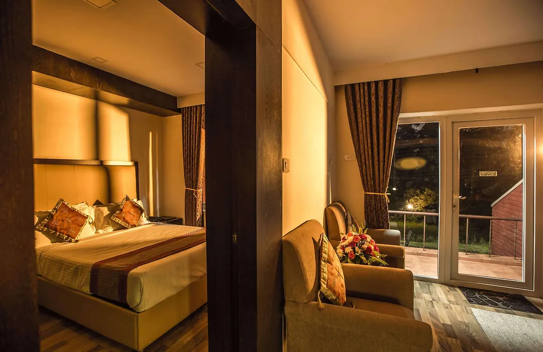 Hotel Lakeview-1