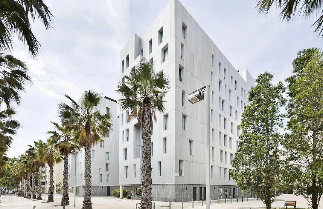Lugaris Beach Apartments-1