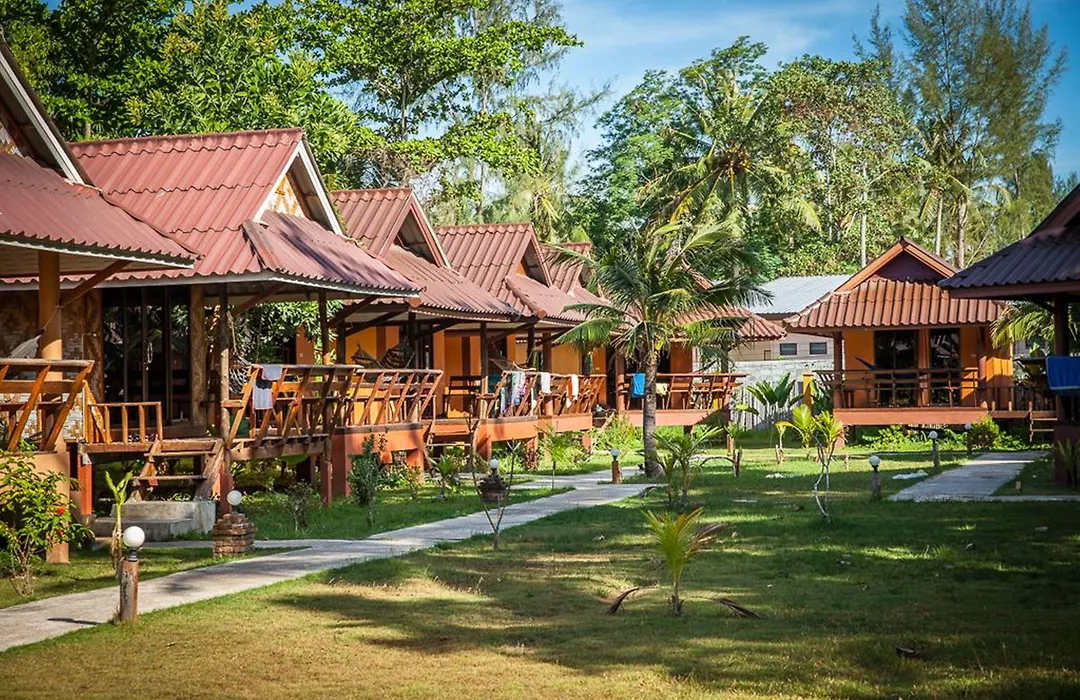Lanta Pearl Beach Resort-1