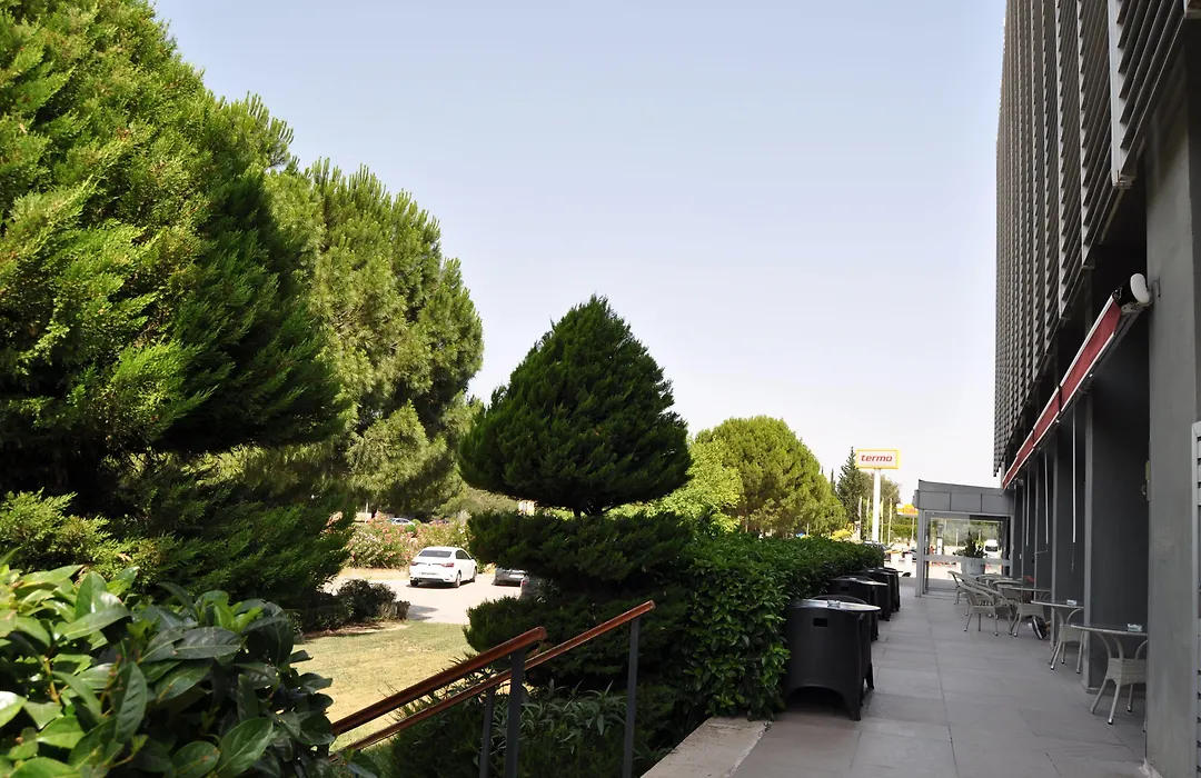 Orty Airport Hotel-1