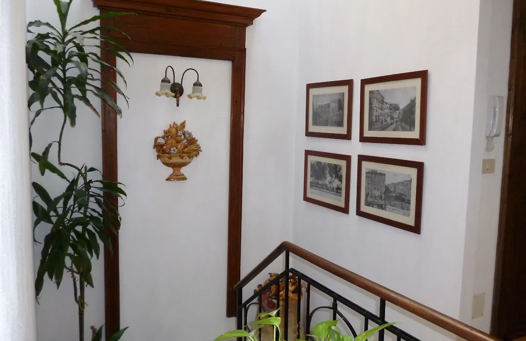 Guest House Il Giardino Segreto-1