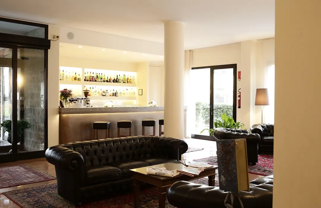 Hotel City-1