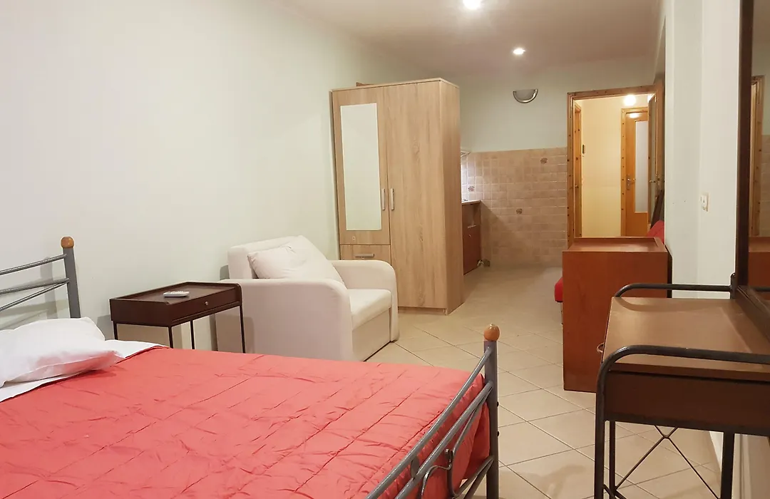 Hotel Grand Nefeli-1