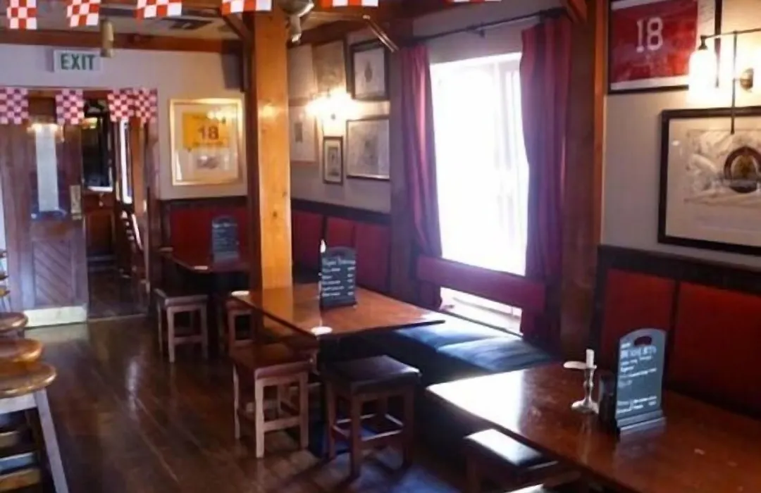 The White Lady Hotel-1