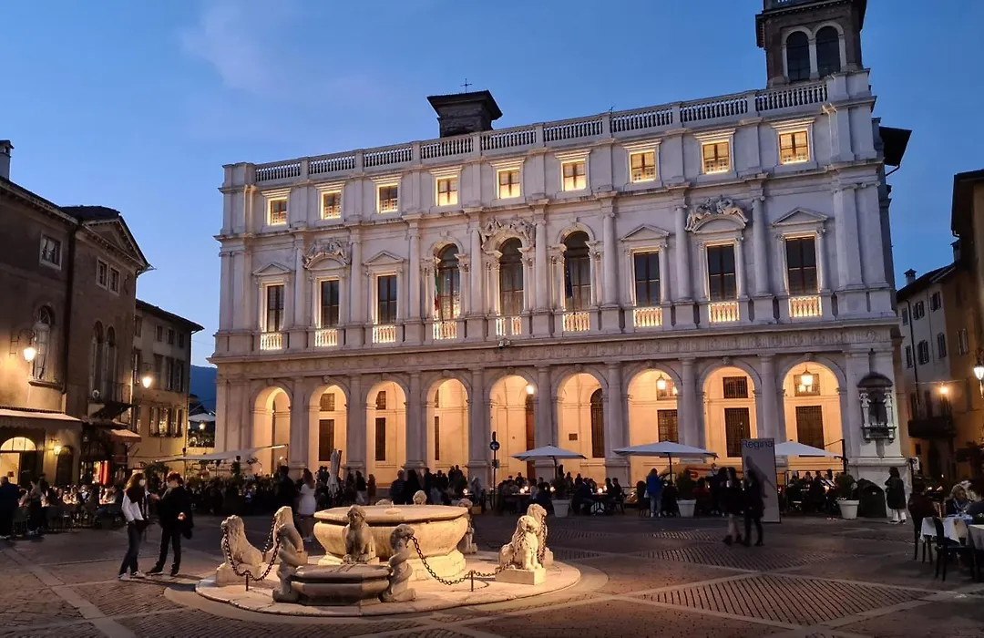 Hotel Piazza Vecchia-1