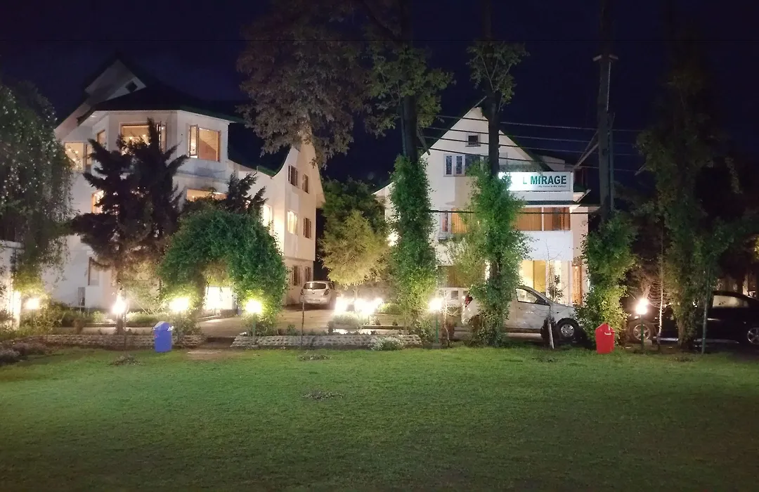 Hotel Mirage-1