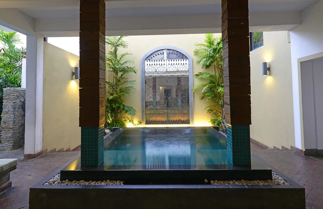 Colombo Court Hotel & Spa-1