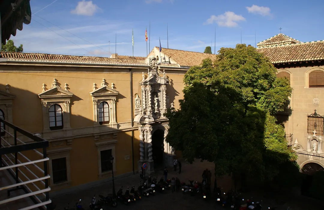 Oyo Fonda Sanchez-1