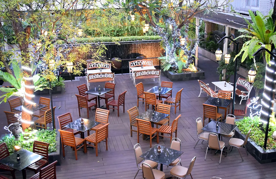 Trang Hotel Bangkok-1