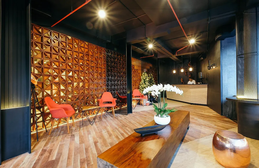 J Hotel Kuta-1